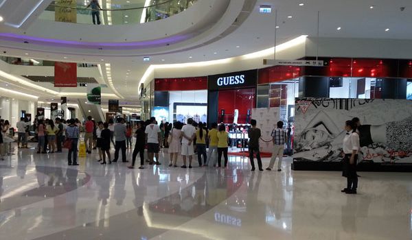 Sự kiện thời trang GUESS