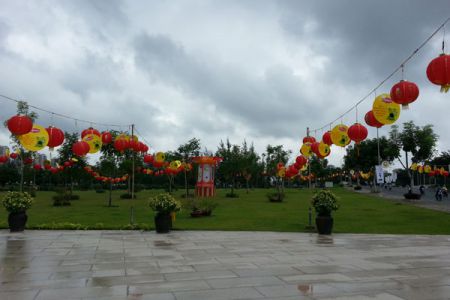 Trang trí tết trung thu 2012 tại TTTM Crescent Mall